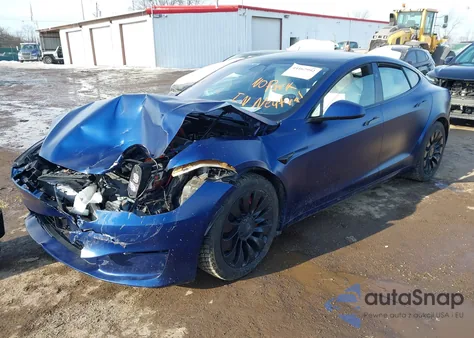 2023 Tesla Model S Plaid Tri Motor All-Wheel Drive z USA, uszkodzony, nr VIN 5YJSA1E69PF519391